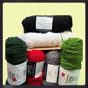 6 BALLS OF YARN 🧶
